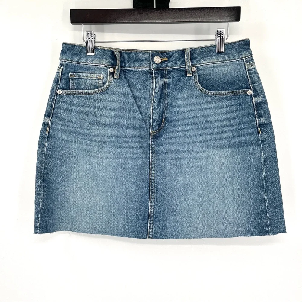 LOFT Denim Skirt 6 Stretch Cotton Jean Skirt Raw Hem NWT New Classic A Line